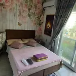 Lux فاماغوستا