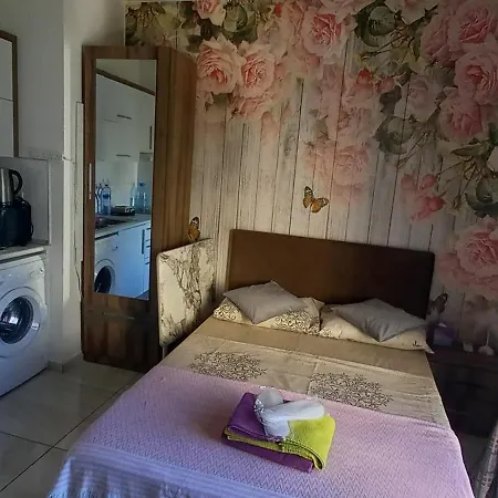 Lux * Famagusta (Northern Cyprus)