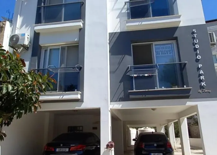 Lux * Αμμόχωστος